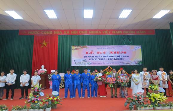 Description: C:\Users\PC 18\Desktop\TẢI XUỐNG\754b2475d20b23557a1a(1).jpg