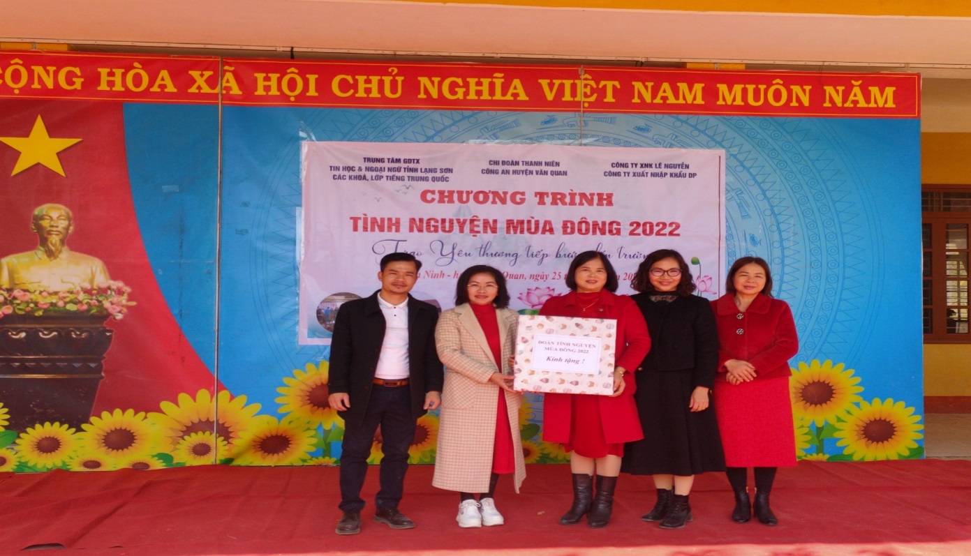 Chia sẻ hơi ấm – Chia sẻ yêu thương