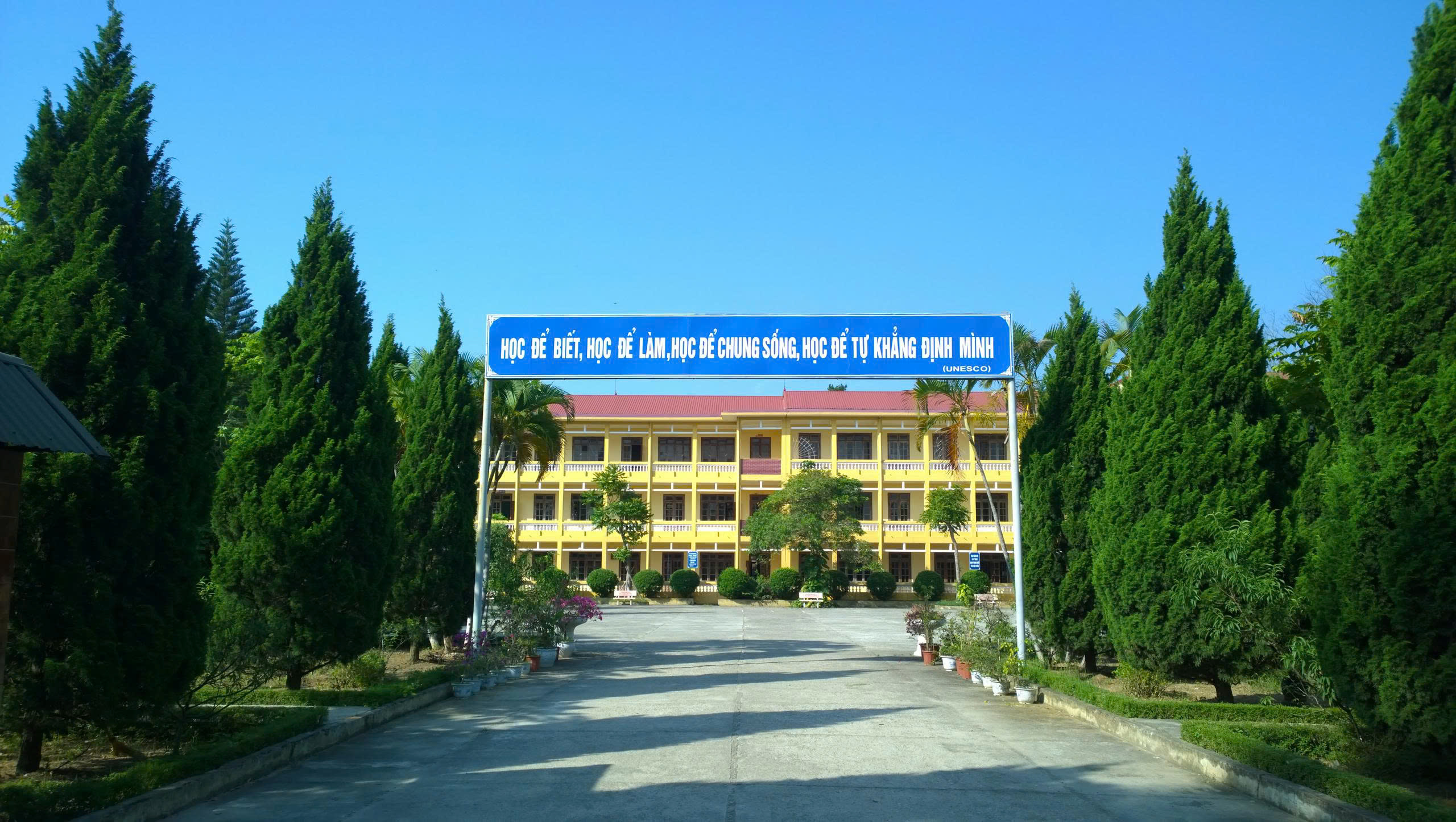 Hình ảnh hoạt động tại Trung tâm GDNN - GDTX, Tin học và Ngoại ngữ tỉnh Lạng Sơn